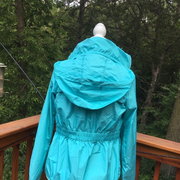 Turquoise Merrell windbreaker size XS - Picture 3 of 12